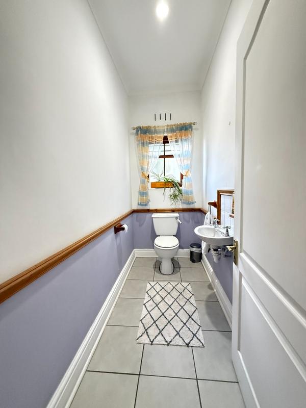 4 Bedroom Property for Sale in Die Wingerd Western Cape